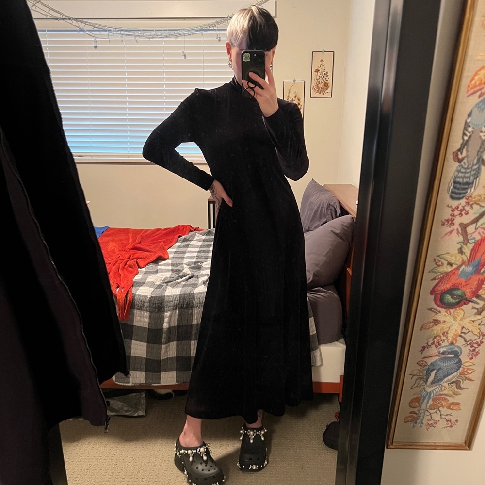 Stretch velour maxi dress black
